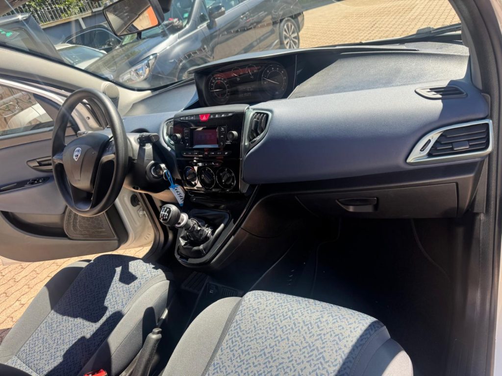 LANCIA Ypsilon 1.0 FireFly 5 porte S&S Hybrid Oro - 13