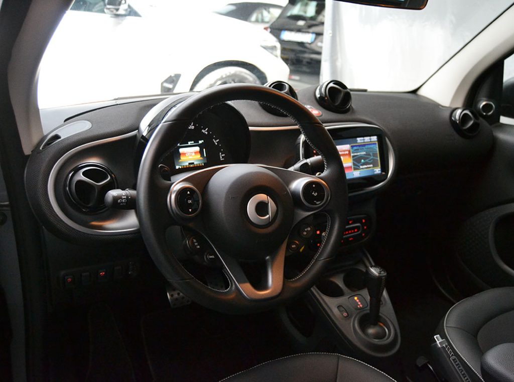 SMART ForTwo BRABUS 0.9 Turbo twinamic cabrio  KM 17.700  - 6