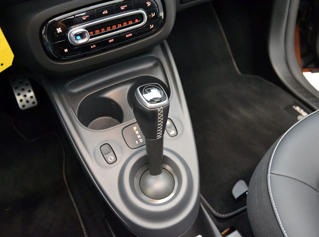 SMART ForTwo BRABUS 0.9 Turbo twinamic cabrio  KM 17.700  - 9