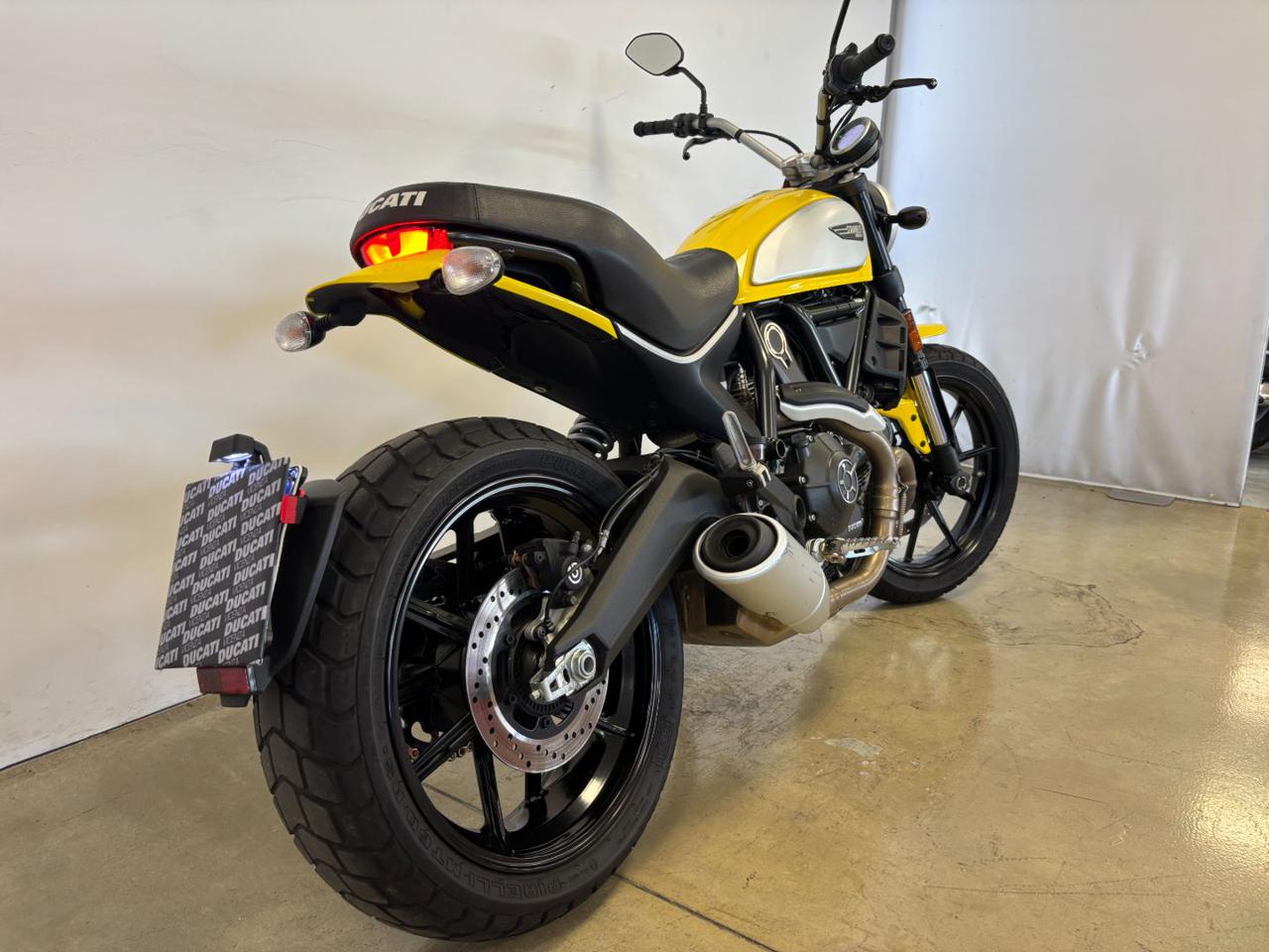 DUCATI Scrambler 800 SCR800 ICON 18 - 4