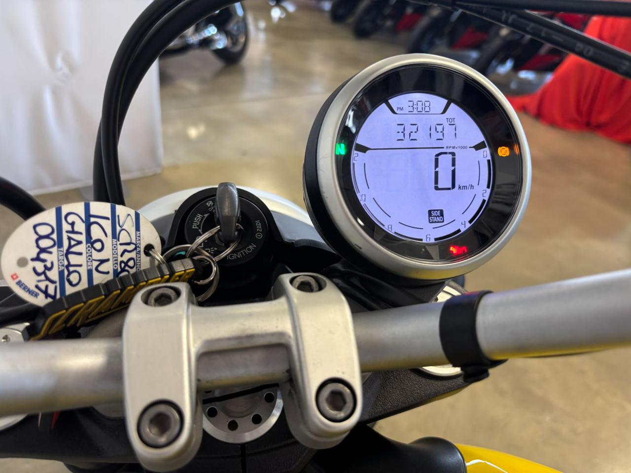 DUCATI Scrambler 800 SCR800 ICON 18 - 11