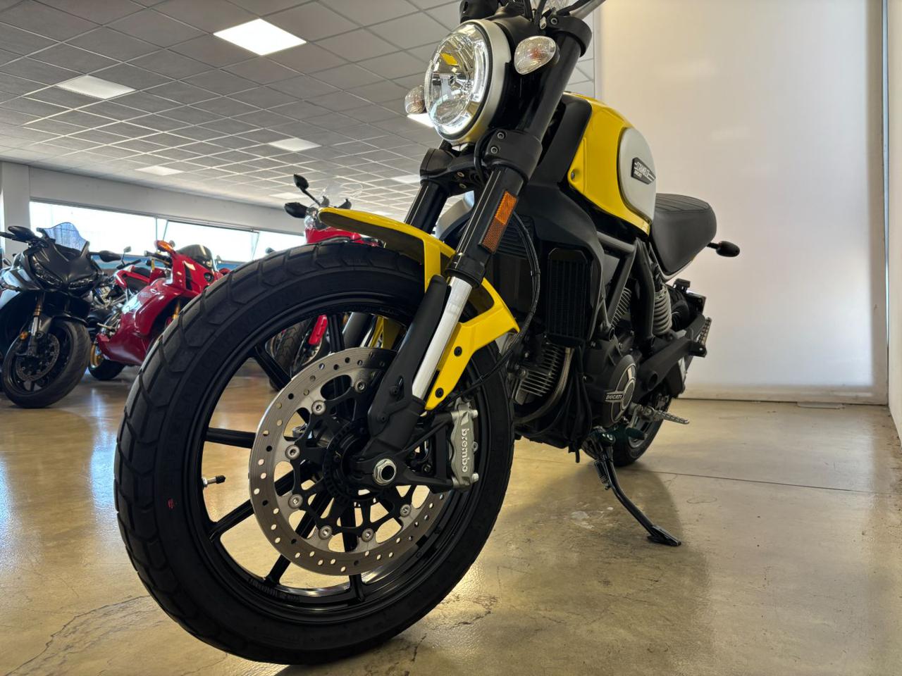 DUCATI Scrambler 800 SCR800 ICON 18 - 2