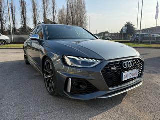AUDI RS4