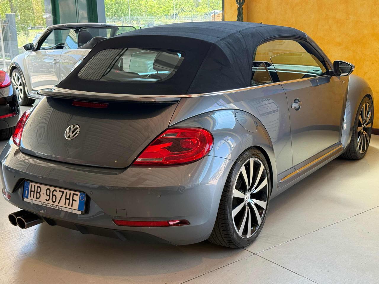 Maggiolino Cabrio 1.4 TSI R-Line #Fender - immagine 6
