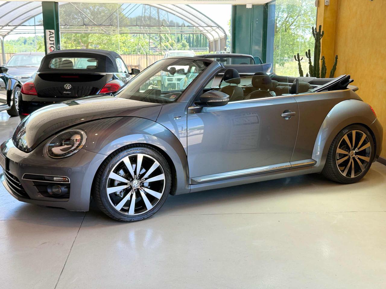 Maggiolino Cabrio 1.4 TSI R-Line #Fender - immagine 3