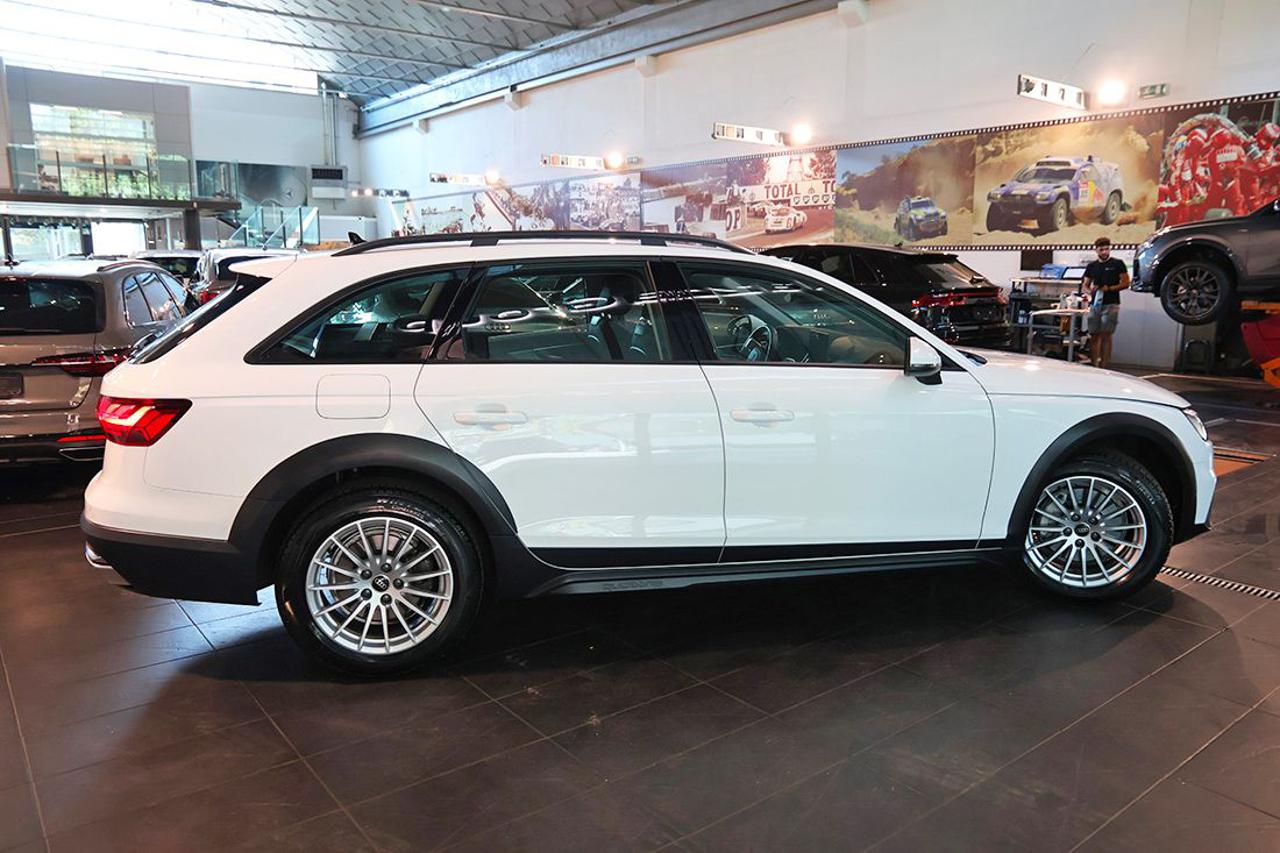 AUDI A4 allroad 40 TDI S-Tronic Business Evolution - 10