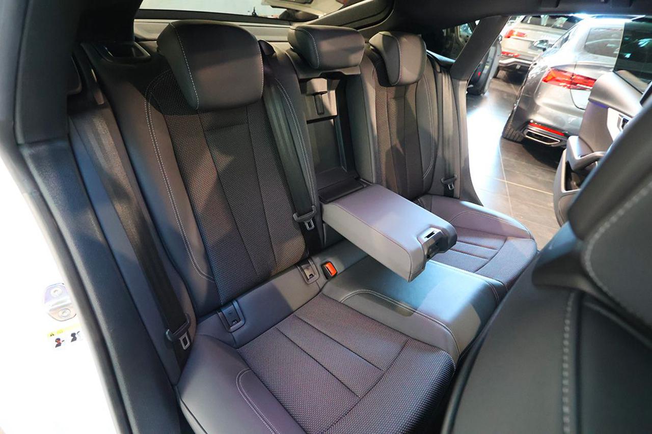 AUDI A5 40 TFSI Sportback S-Tronic S-Line - 20