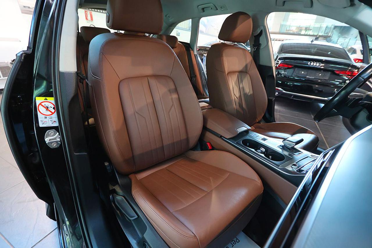AUDI A6 40 TDI Avant S-Tronic Business Sport - 17