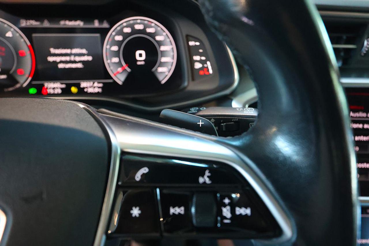 AUDI A6 40 TDI Avant S-Tronic Business Sport - 22