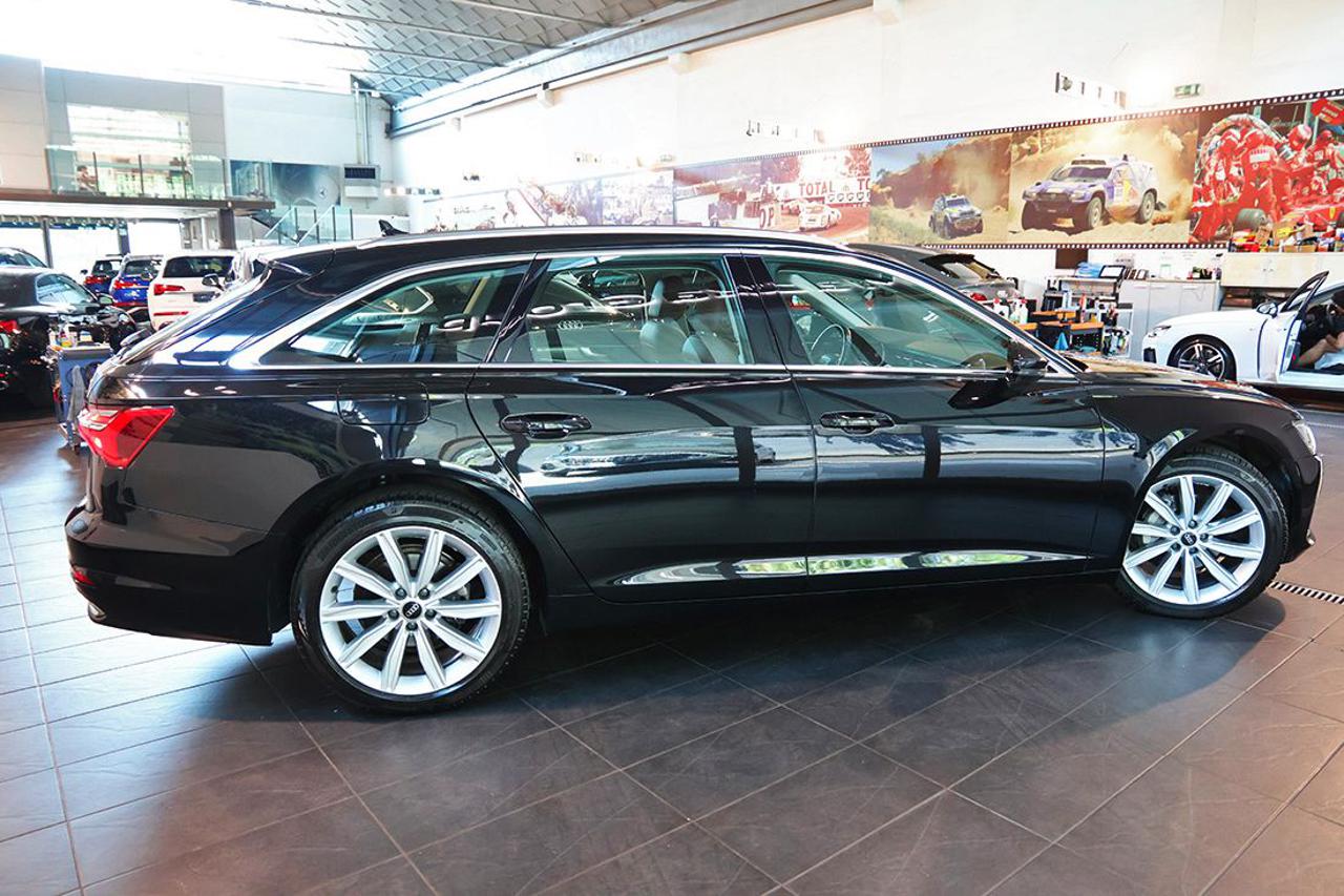 AUDI A6 40 TDI Avant S-Tronic Business Sport - 10