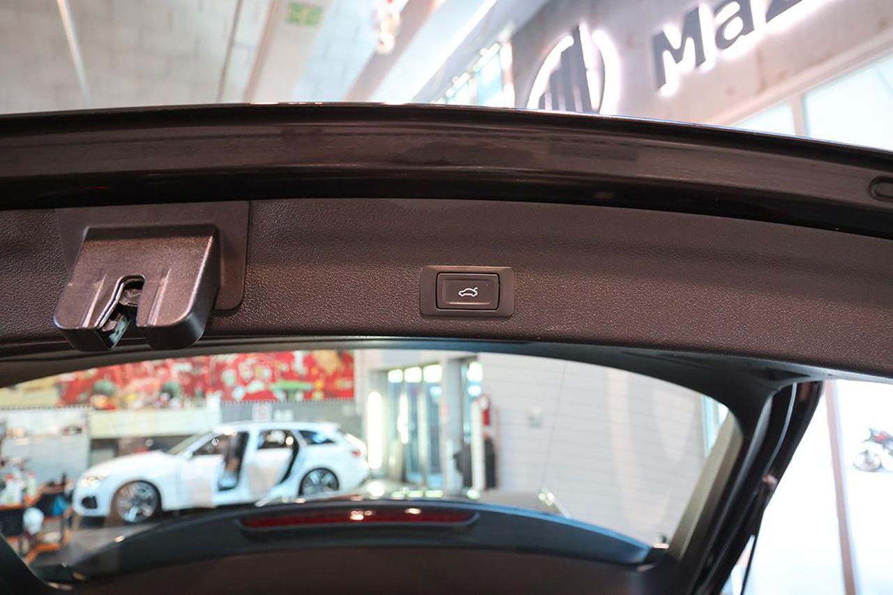 AUDI A6 40 TDI Avant S-Tronic Business Sport - 13