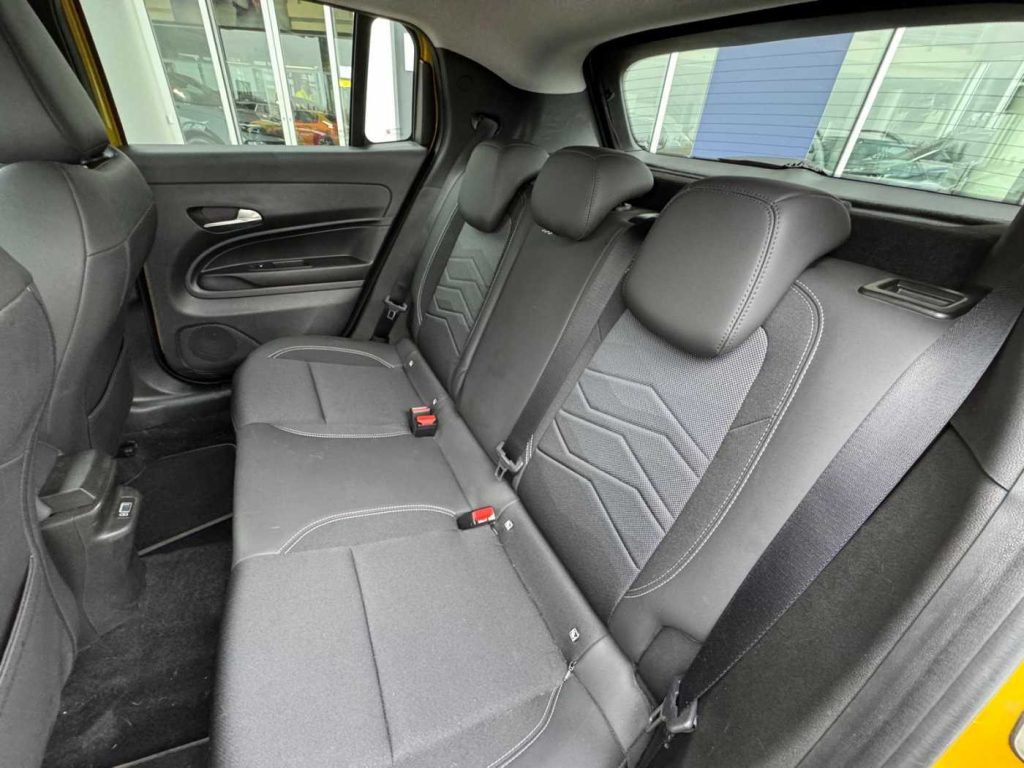 JEEP Avenger 1.2 Turbo 110 CV MHEV Summit - 12
