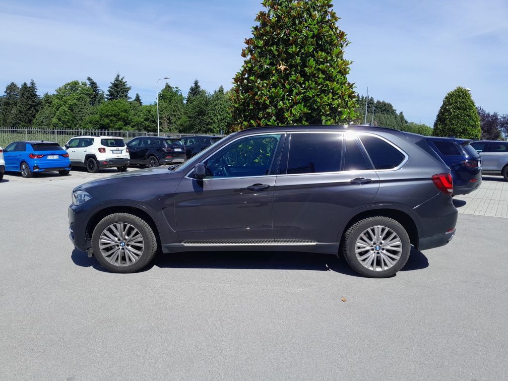 BMW X5 xDrive 40d 7 POSTI - 4