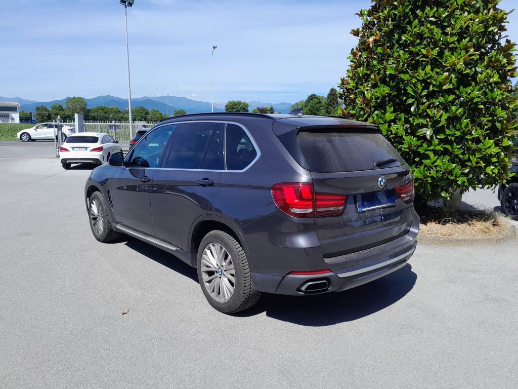 BMW X5 xDrive 40d 7 POSTI - 6