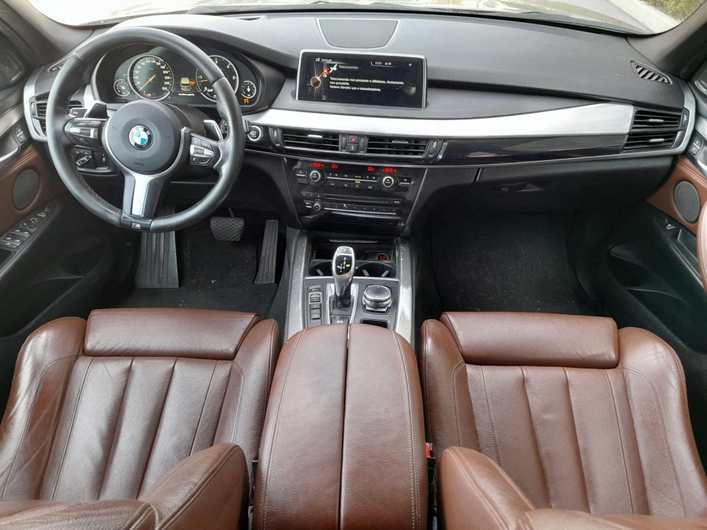 BMW X5 xDrive 40d 7 POSTI - 9
