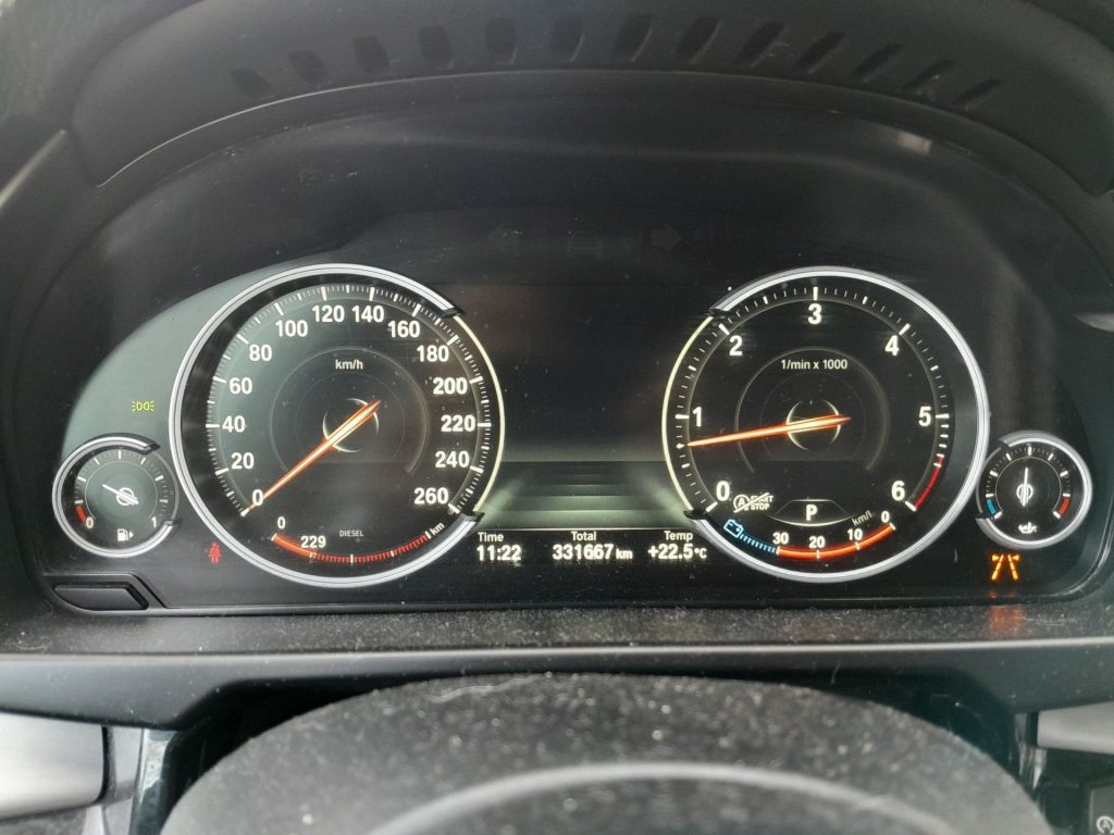 BMW X5 xDrive 40d 7 POSTI - 11