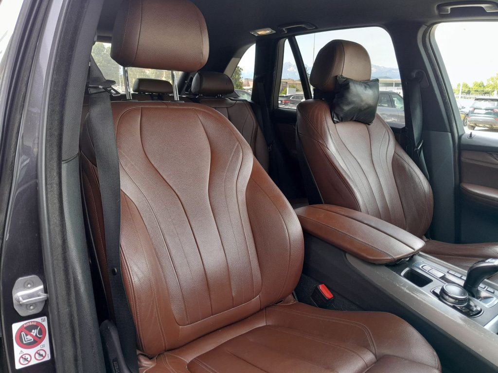 BMW X5 xDrive 40d 7 POSTI - 19