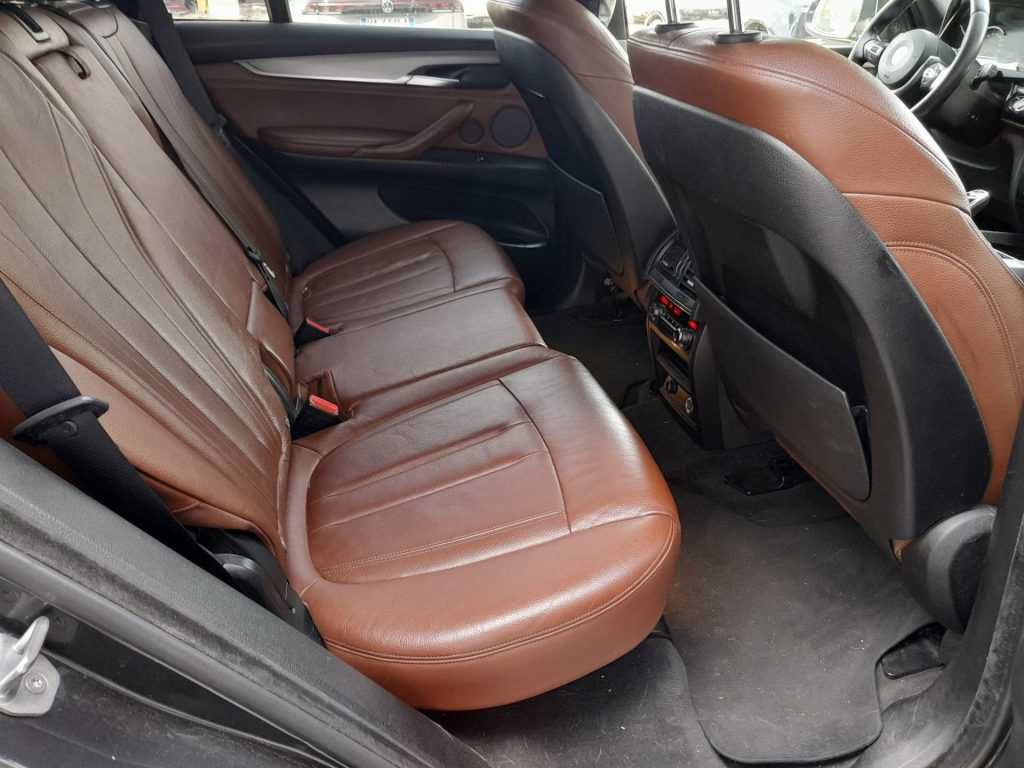 BMW X5 xDrive 40d 7 POSTI - 23