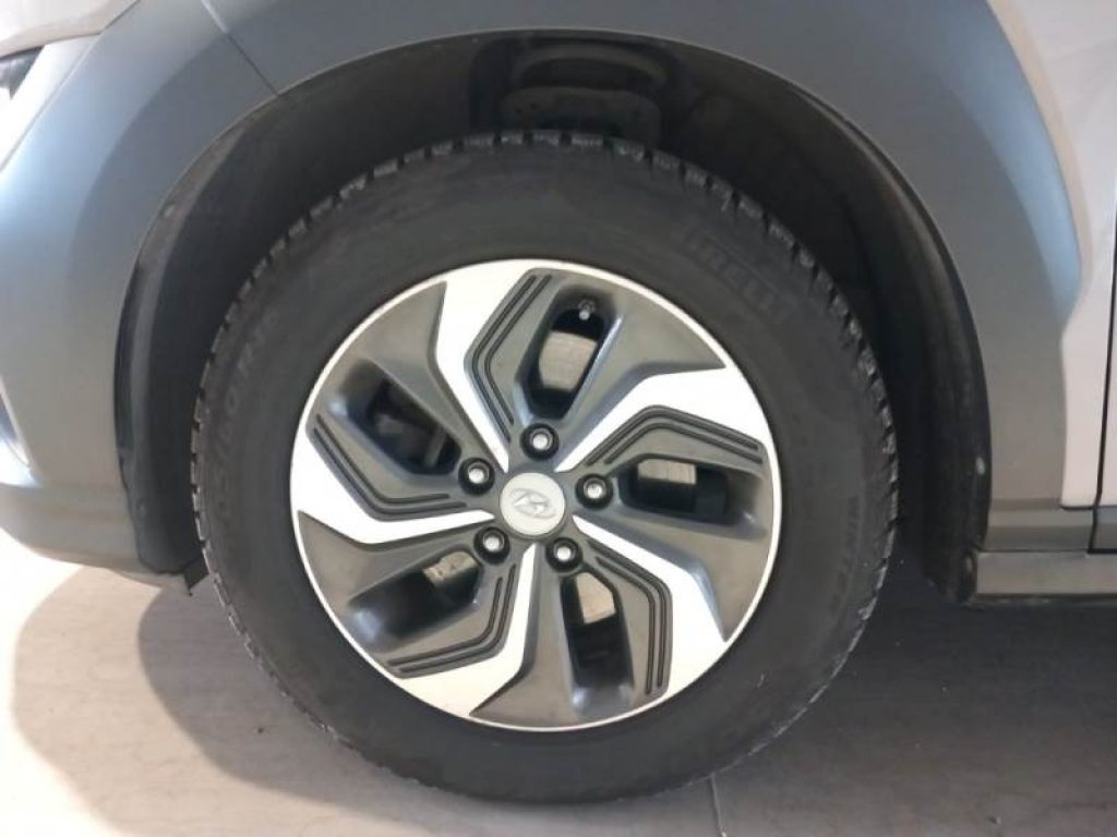 HYUNDAI Kona HEV 1.6 DCT XLine+ - 10