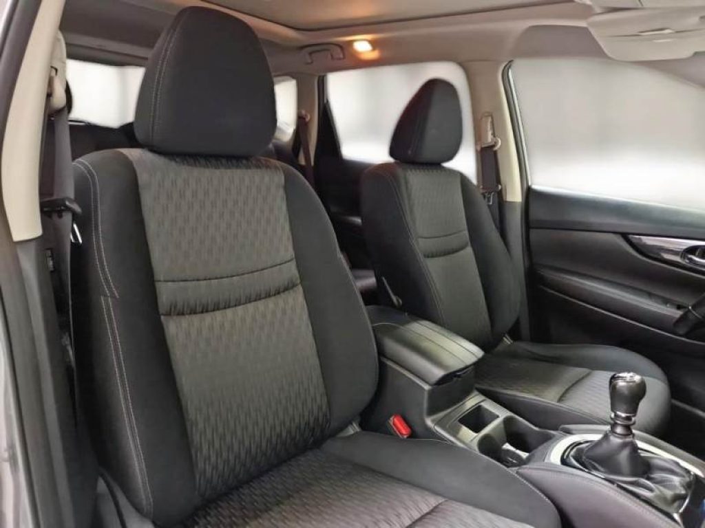 NISSAN X-Trail dCi 150 2WD N-Connecta - 10