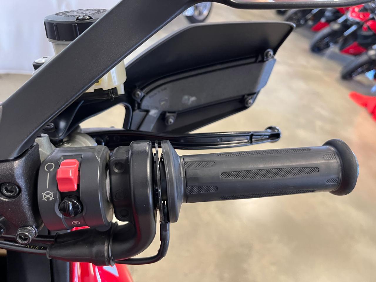 DUCATI Multistrada 1200 S - 12
