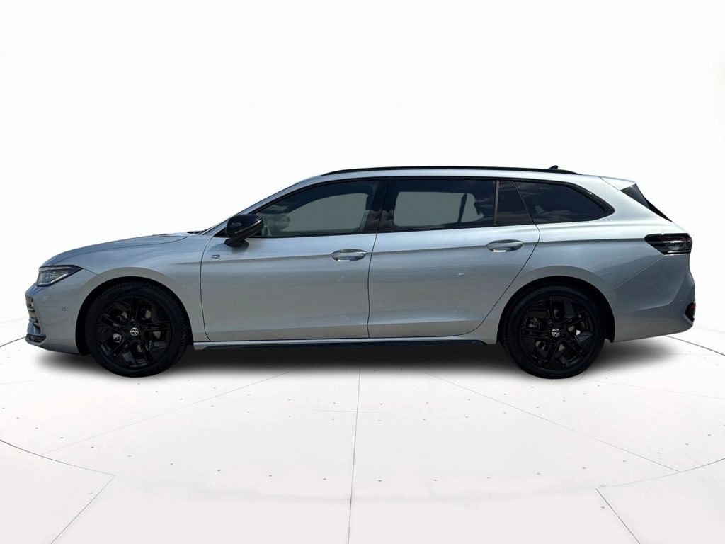 VOLKSWAGEN Passat Nuova Passat R-Line 2.0 TDI SCR 110 kW (150 CV) DS - 6