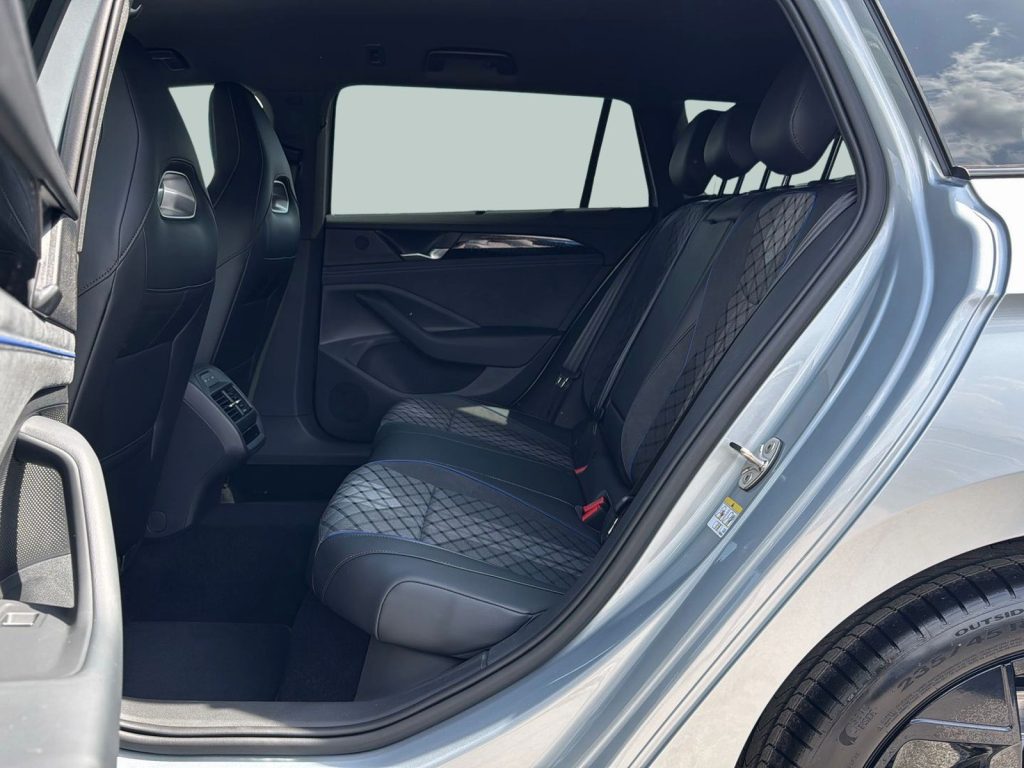 VOLKSWAGEN Passat Nuova Passat R-Line 2.0 TDI SCR 110 kW (150 CV) DS - 10