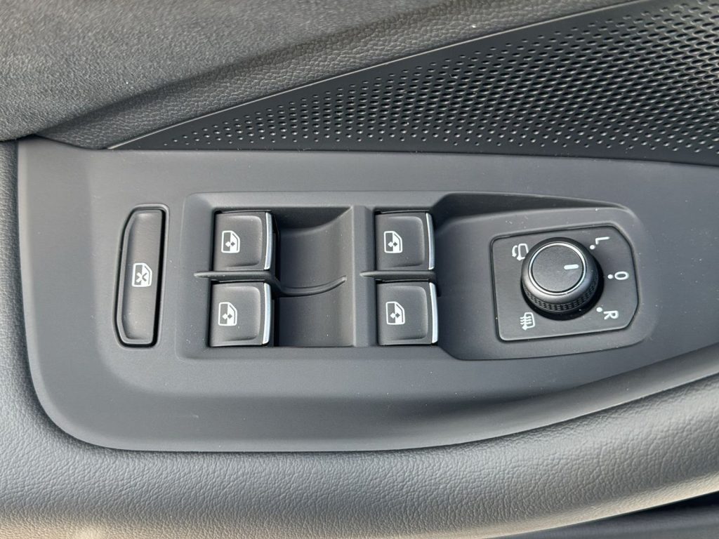 VOLKSWAGEN Passat Nuova Passat R-Line 2.0 TDI SCR 110 kW (150 CV) DS - 13