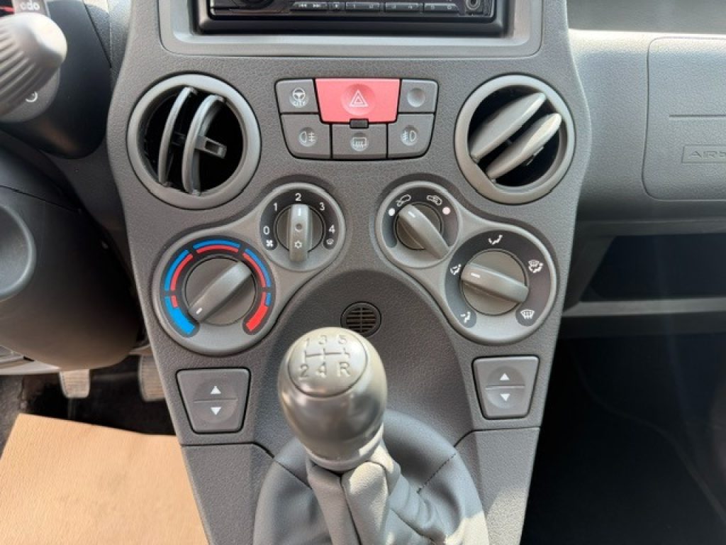 FIAT Panda 1.4 Dynamic Natural Power - 11