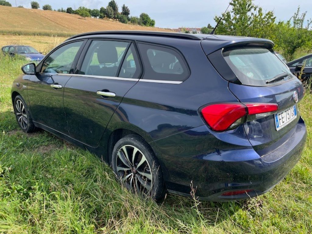 FIAT Tipo 1.6 Mjt S&S SW Lounge - 3