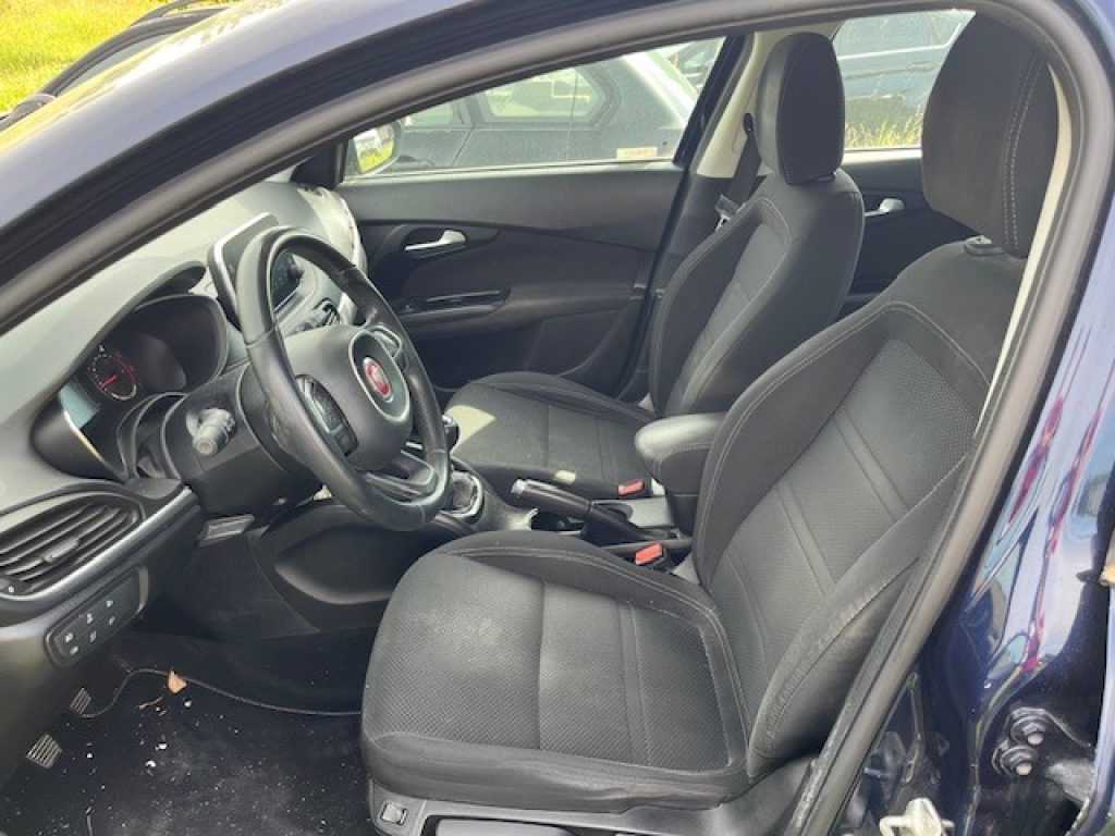FIAT Tipo 1.6 Mjt S&S SW Lounge - 5