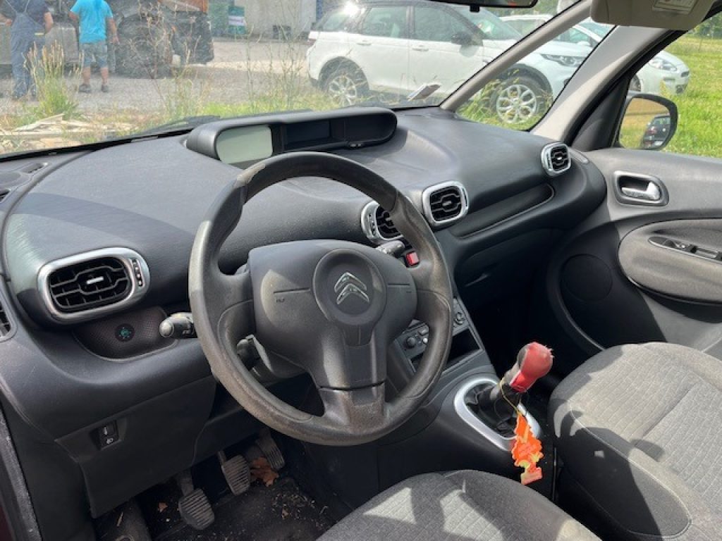 CITROEN C3 Picasso 1.4 VTi 95 Selection - 6