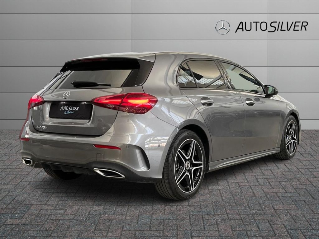 MERCEDES-BENZ A 200 d Automatic AMG Line Premium Plus - 2
