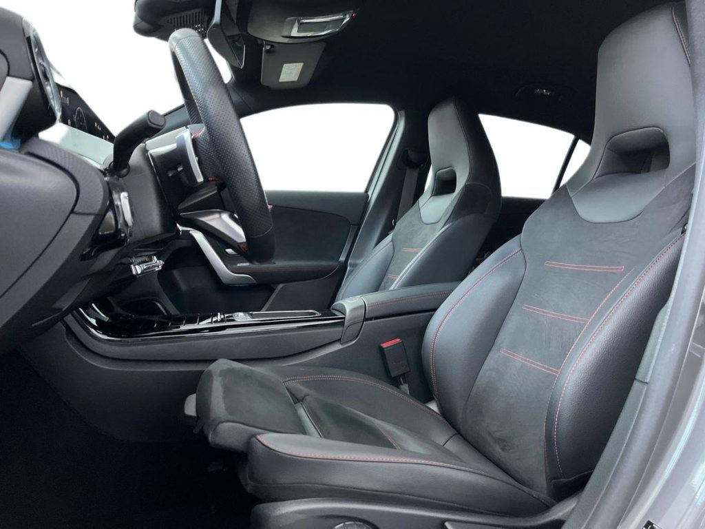 MERCEDES-BENZ A 200 d Automatic AMG Line Premium Plus - 10