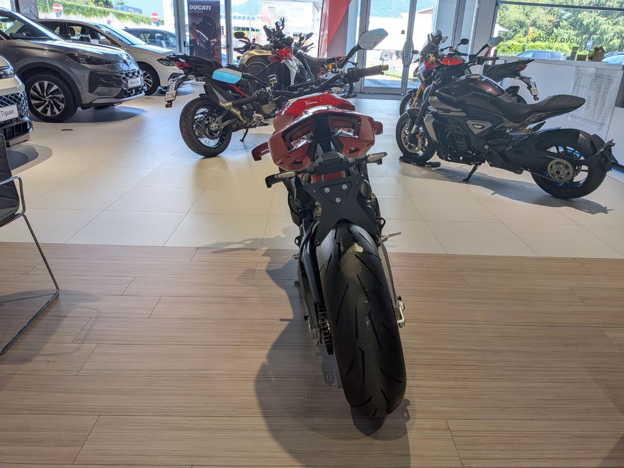 DUCATI Streetfighter V4 V4 RED - 6