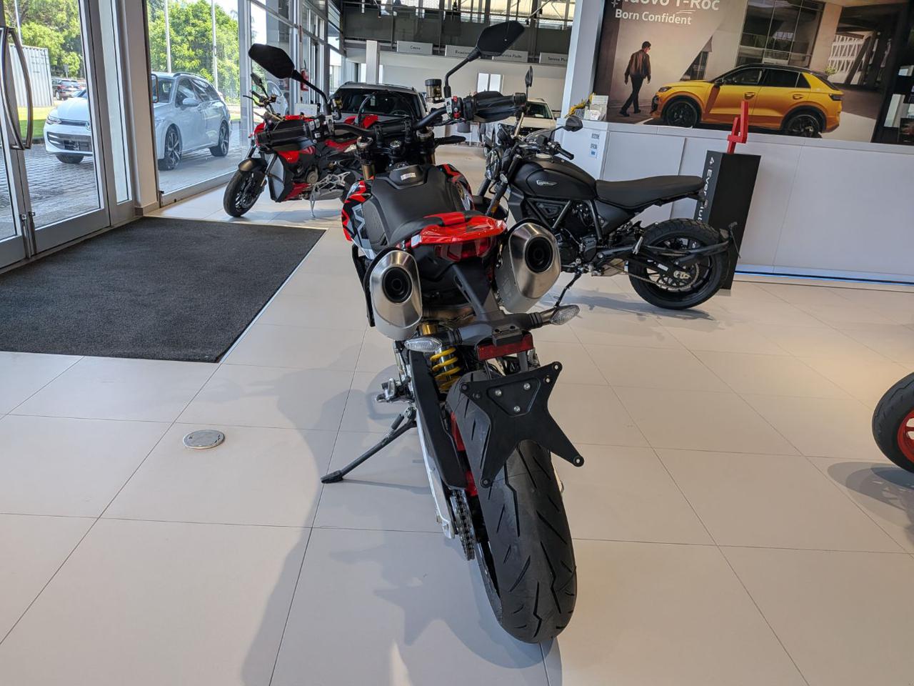 DUCATI Hypermotard 698 RVE - 6