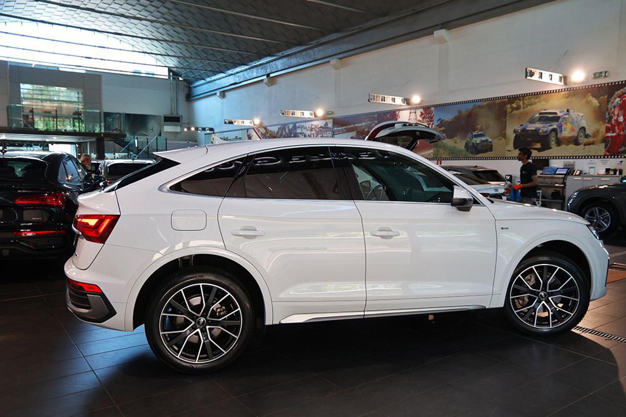 AUDI Q5 40 TDI Sportback Quattro S-Tronic S-Line Plus - 10