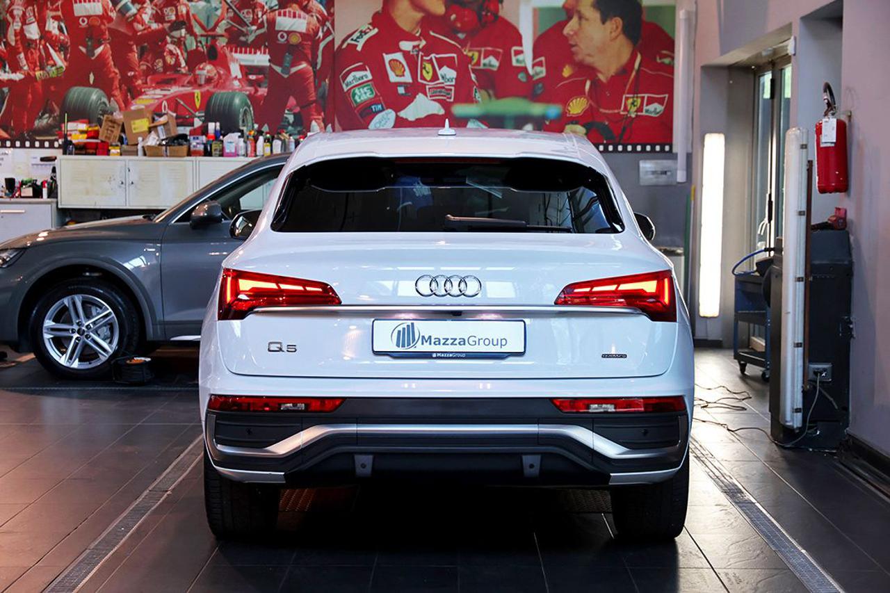 AUDI Q5 40 TDI Sportback Quattro S-Tronic S-Line Plus - 4