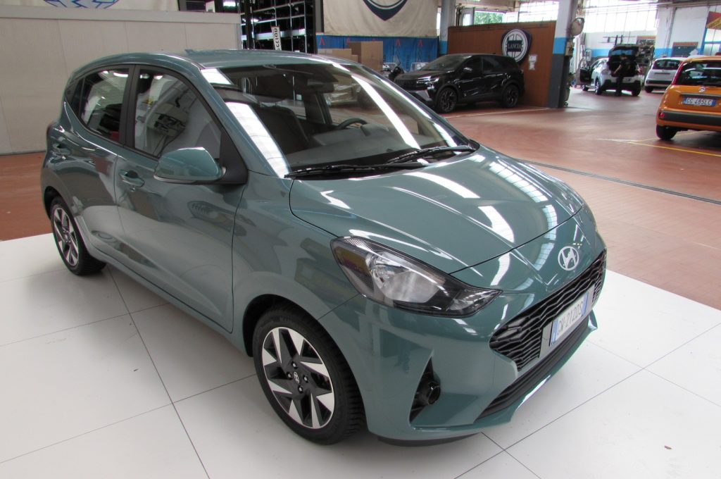 HYUNDAI i10 1.0 MPI AT Connectline - 3