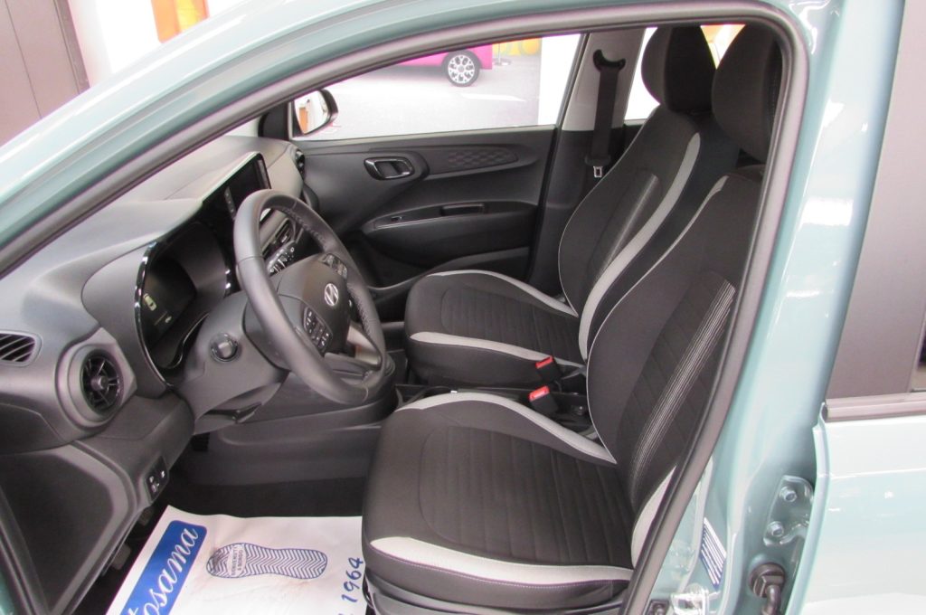HYUNDAI i10 1.0 MPI AT Connectline - 7