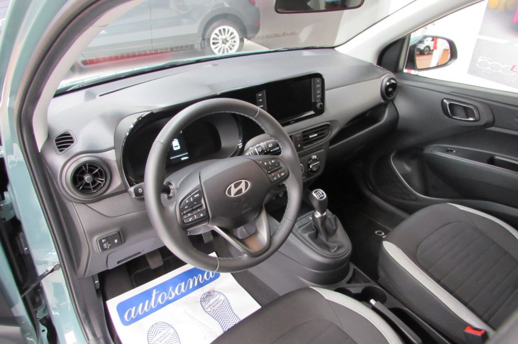 HYUNDAI i10 1.0 MPI AT Connectline - 8