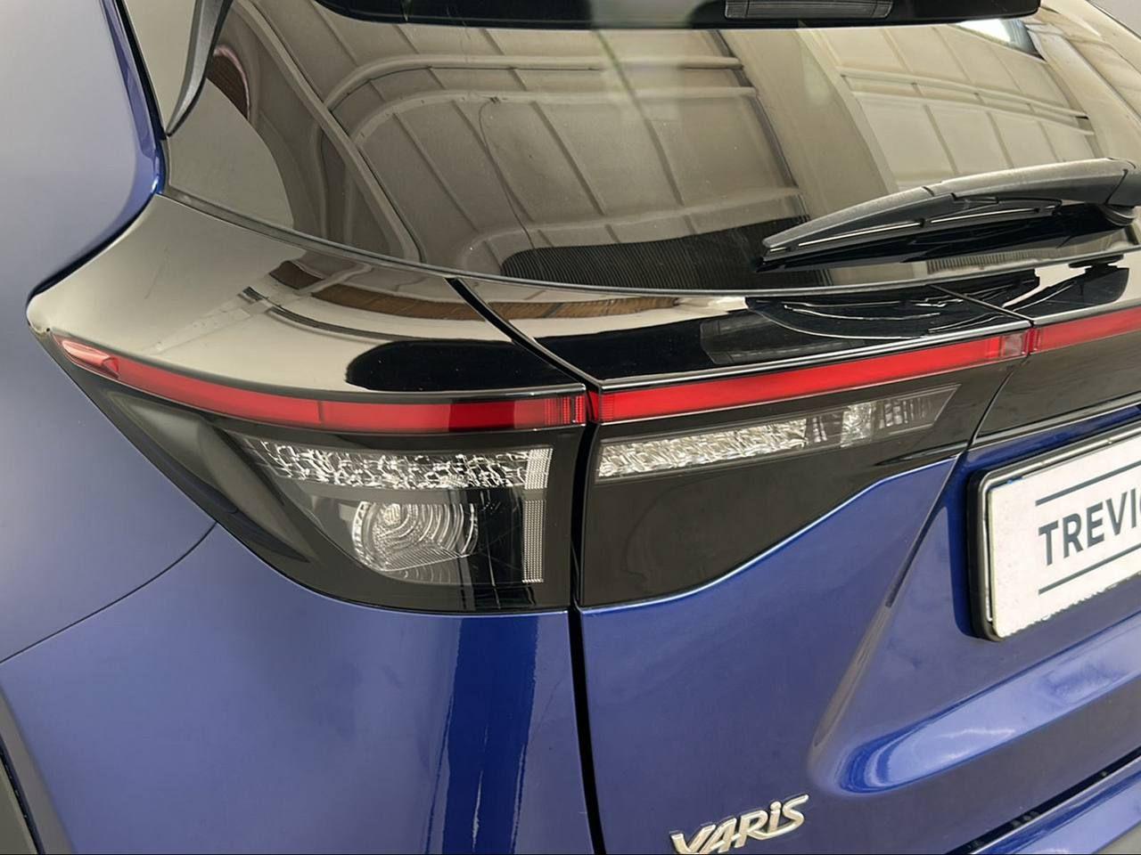 TOYOTA Yaris Cross 1.5 Hybrid 5p. E-CVT AWD-i Adventure - 34