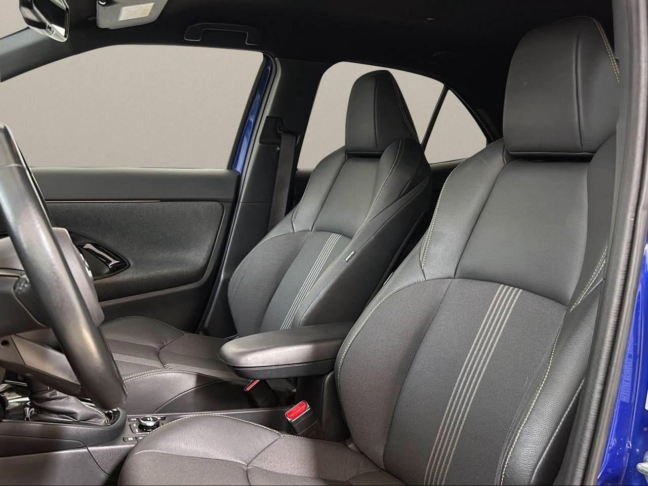 TOYOTA Yaris Cross 1.5 Hybrid 5p. E-CVT AWD-i Adventure - 9