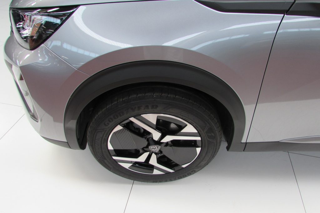 PEUGEOT 2008 PureTech 100 S&S Allure KM ZERO - 6