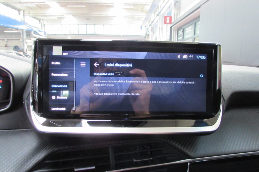 PEUGEOT 2008 PureTech 100 S&S Allure KM ZERO - 9