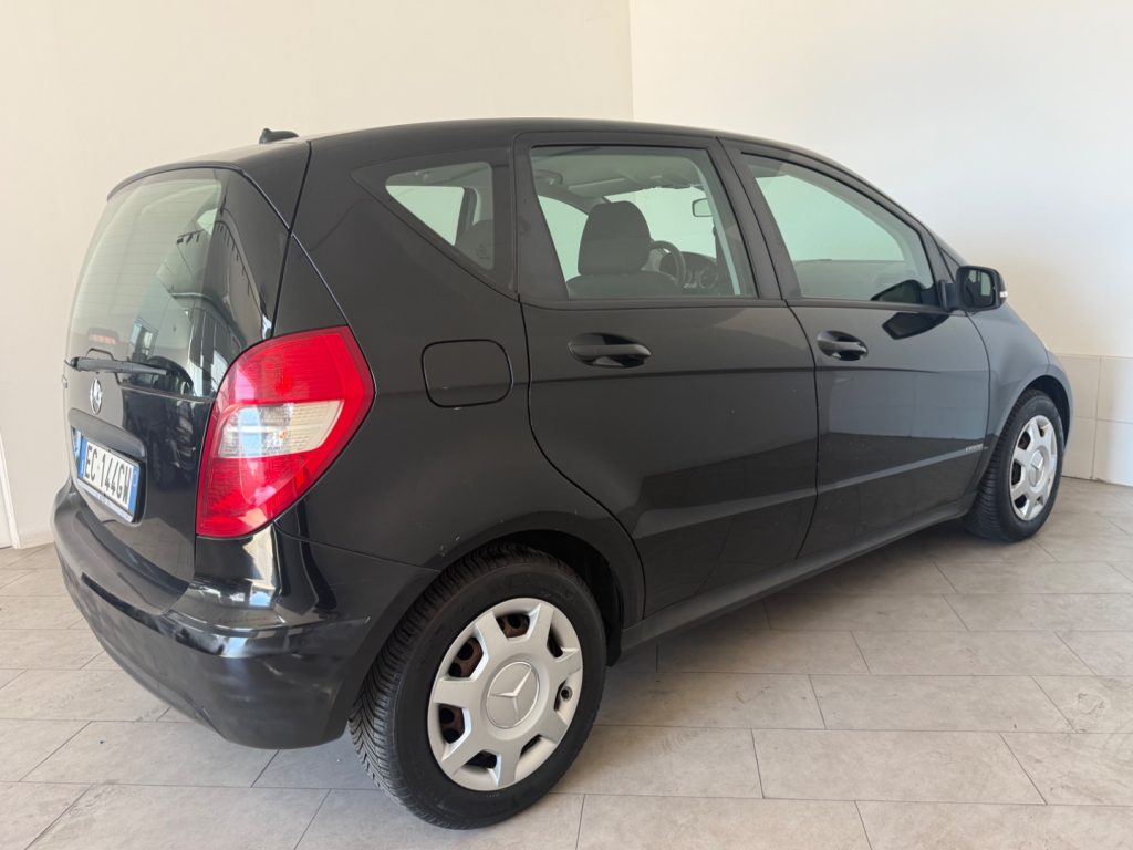 MERCEDES-BENZ A 160 BlueEFFICIENCY Executive - 4
