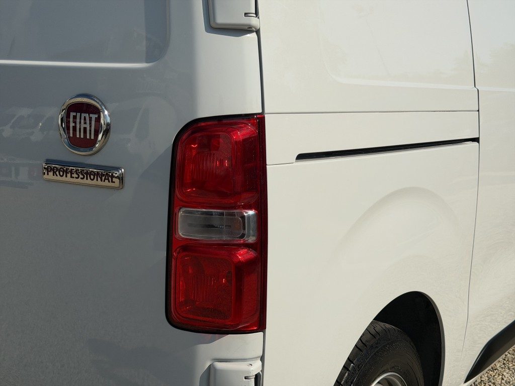 FIAT Scudo 1.5 BlueHDi 120 CV PC-TN Furgone Business - 16