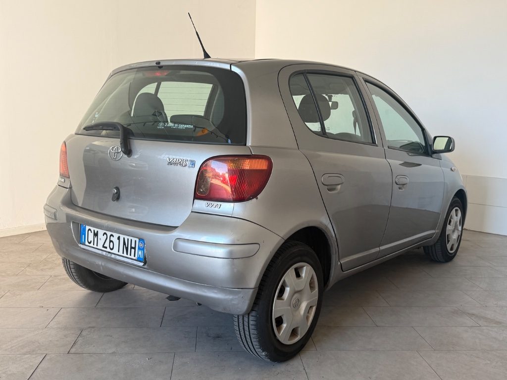 TOYOTA Yaris 1.3i 16V cat 5 porte Sol Blue - 4