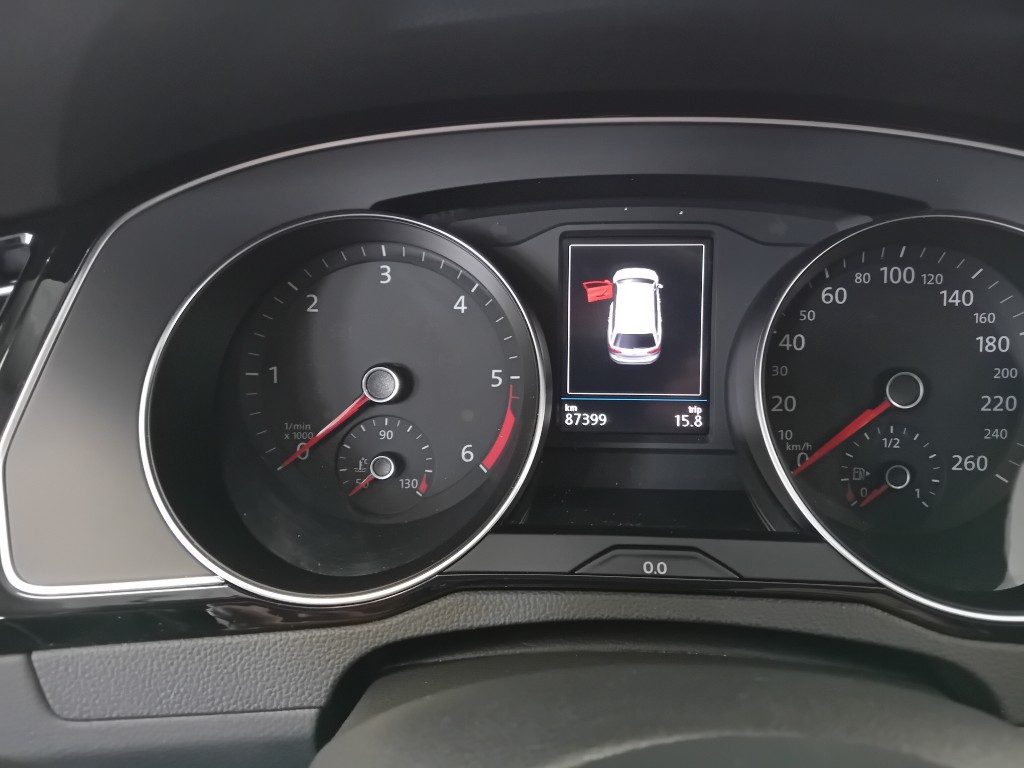 Clicca per ingrandire Passat Variant - 2.0 TDI SCR EVO DSG Business