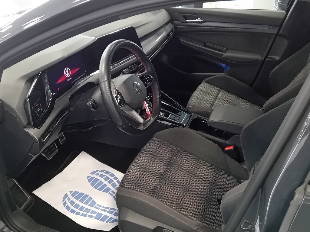Clicca per ingrandire Golf - 2.0 TSI GTI